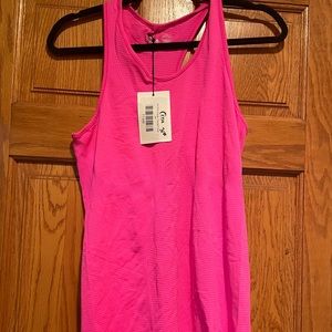 Women’s Zyia tank top. Size medium.NWT